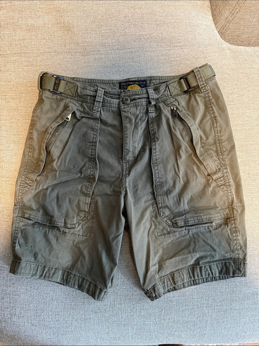 Abercrombie & Fitch Men’s Olive Cargo Shorts 29 Vintage Style